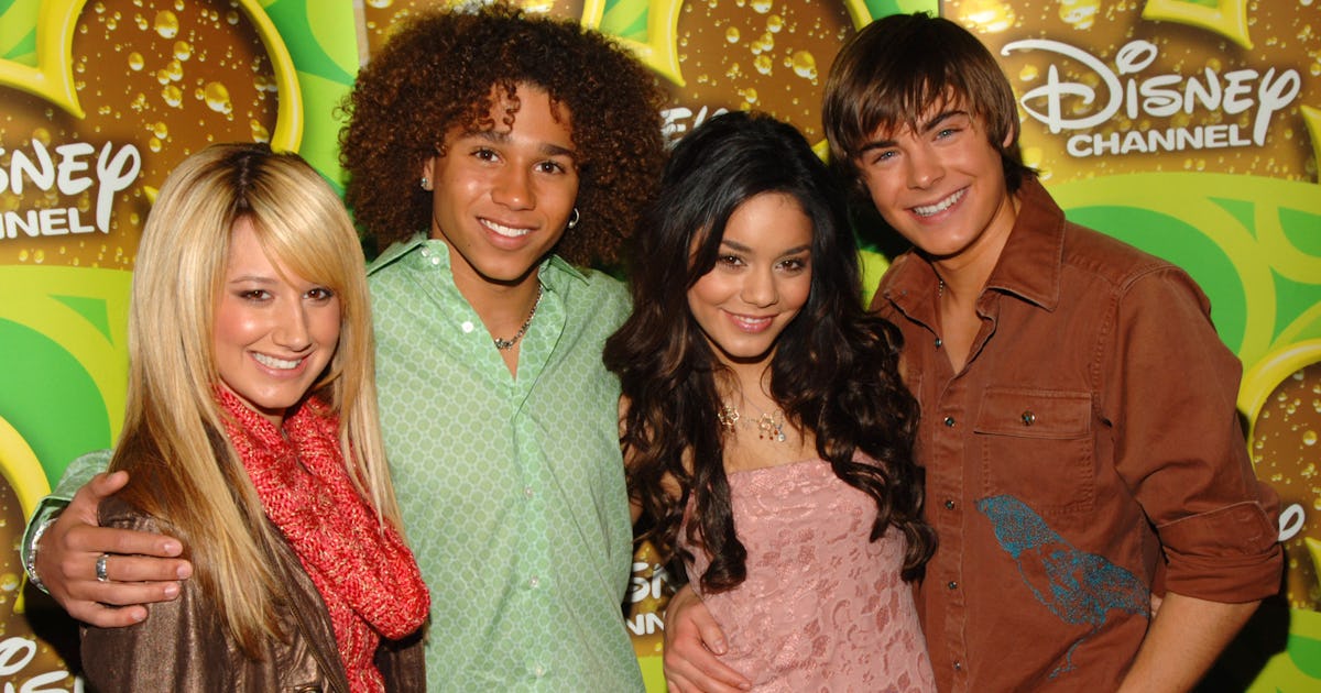 Tweets Celebrating High School Musical S 15th Anniversary That Are Pure Nostalgia
