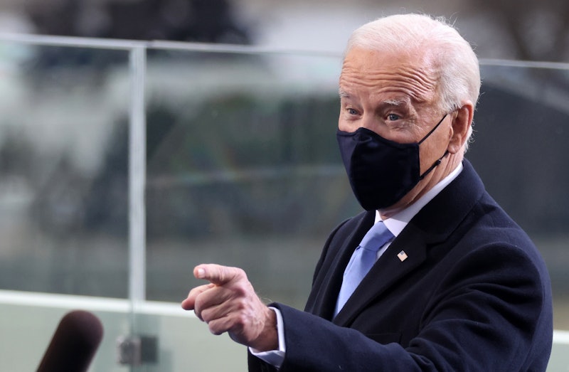 Memes and tweets about the note Donald Trump left for Joe Biden. Photo via Getty Images