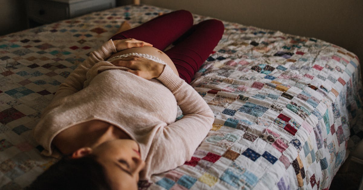 Exploding Head Syndrome During Pregnancy, Explained By Experts