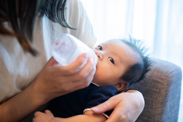 3 Things That Happen When You Give Your Baby Cold Breast Milk 3 Things That Happen When You Give Your Baby Cold Breast Milk