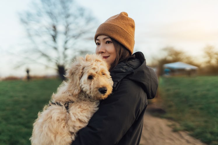 Here's how to do TikTok's #ClingyPet challenge to get in on the fun.