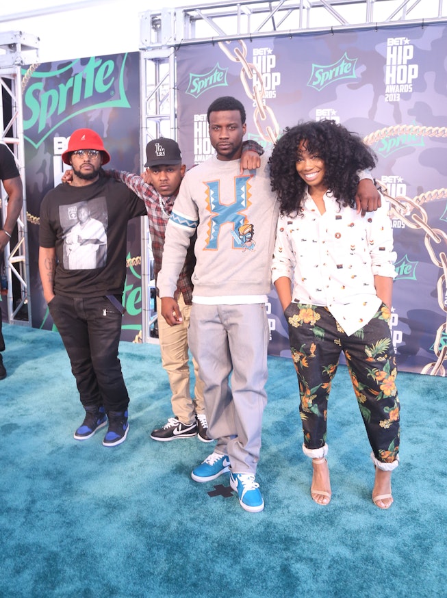 SZA at the 2013 BET Hip-Hop Awards with Schoolboy Q, Kendrick Lamar, and Jay Rock