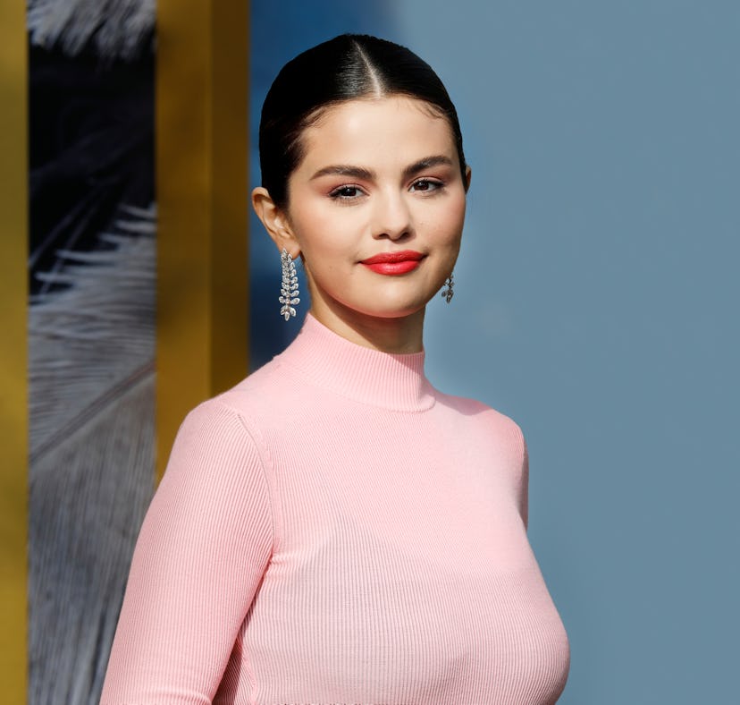 Selena Gomez on a red carpet.