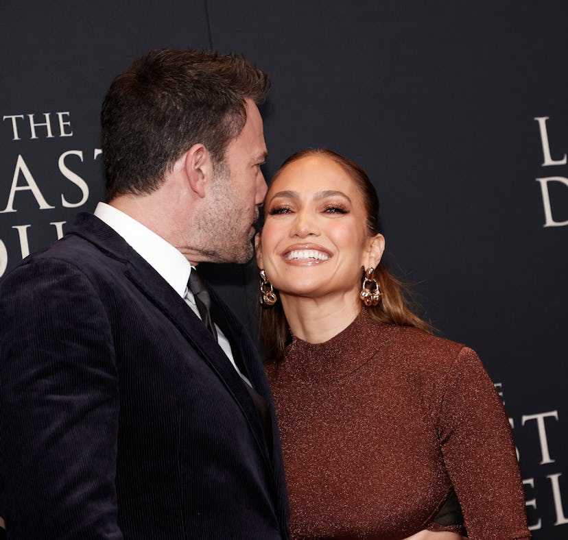 Ben Affleck and Jennifer Lopez's body language at 'The Last Duel' red carpet premiere was so in sync...