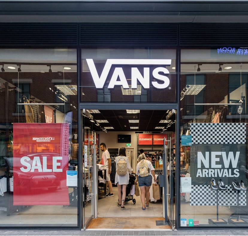 Vans' Black Friday sale for 2021 includes major offers.