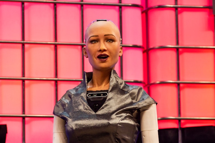 757px x 607px - Let Sophia the robot have a robot baby