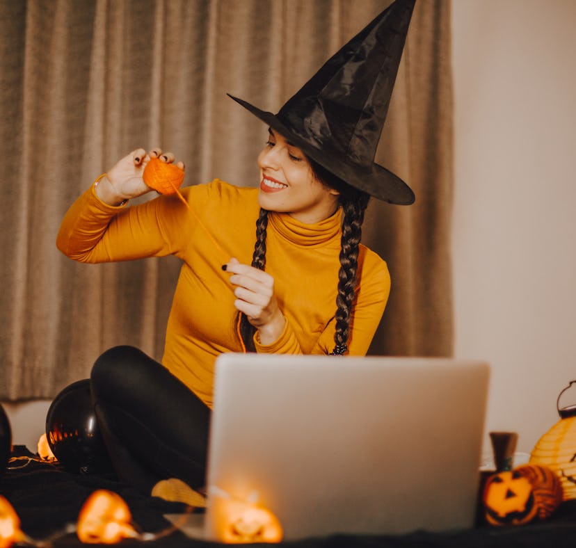 Whether you plan an online ghost tour or a murder mystery, these virtual Halloween 2021 experiences ...