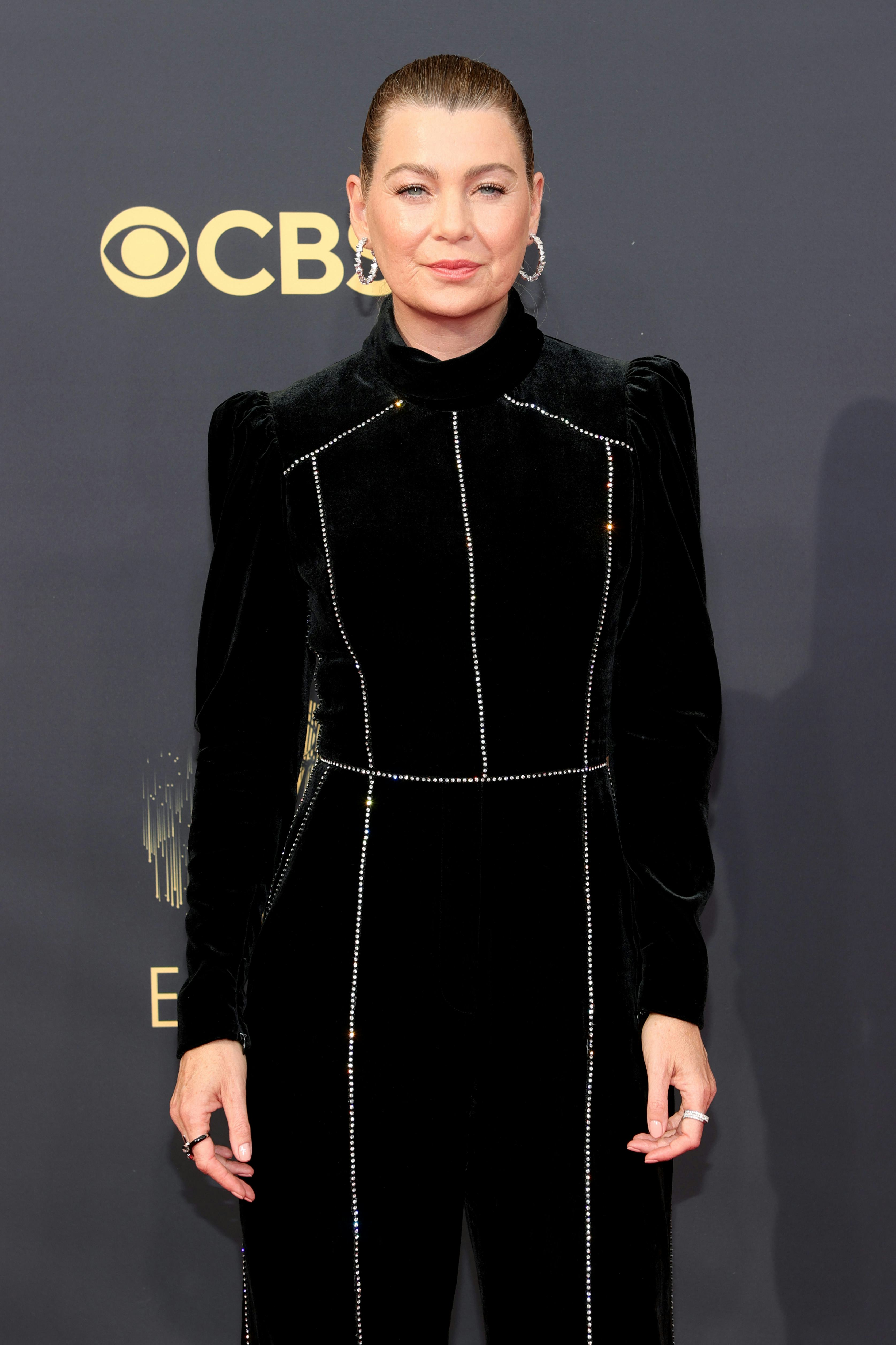 LOS ANGELES, CALIFORNIA - SEPTEMBER 19: Ellen Pompeo attends the 73rd Primetime Emmy Awards at L.A. ...
