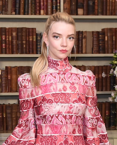 Anya Taylor-Joy attends a photocall for "Emma" 
