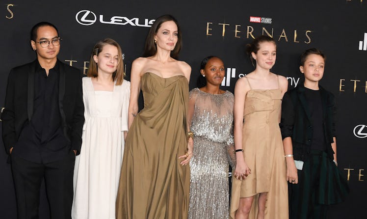 US actress Angelina Jolie and her children (L-R) Maddox, Vivienne, Zahara, Shiloh and Knox arrive fo...