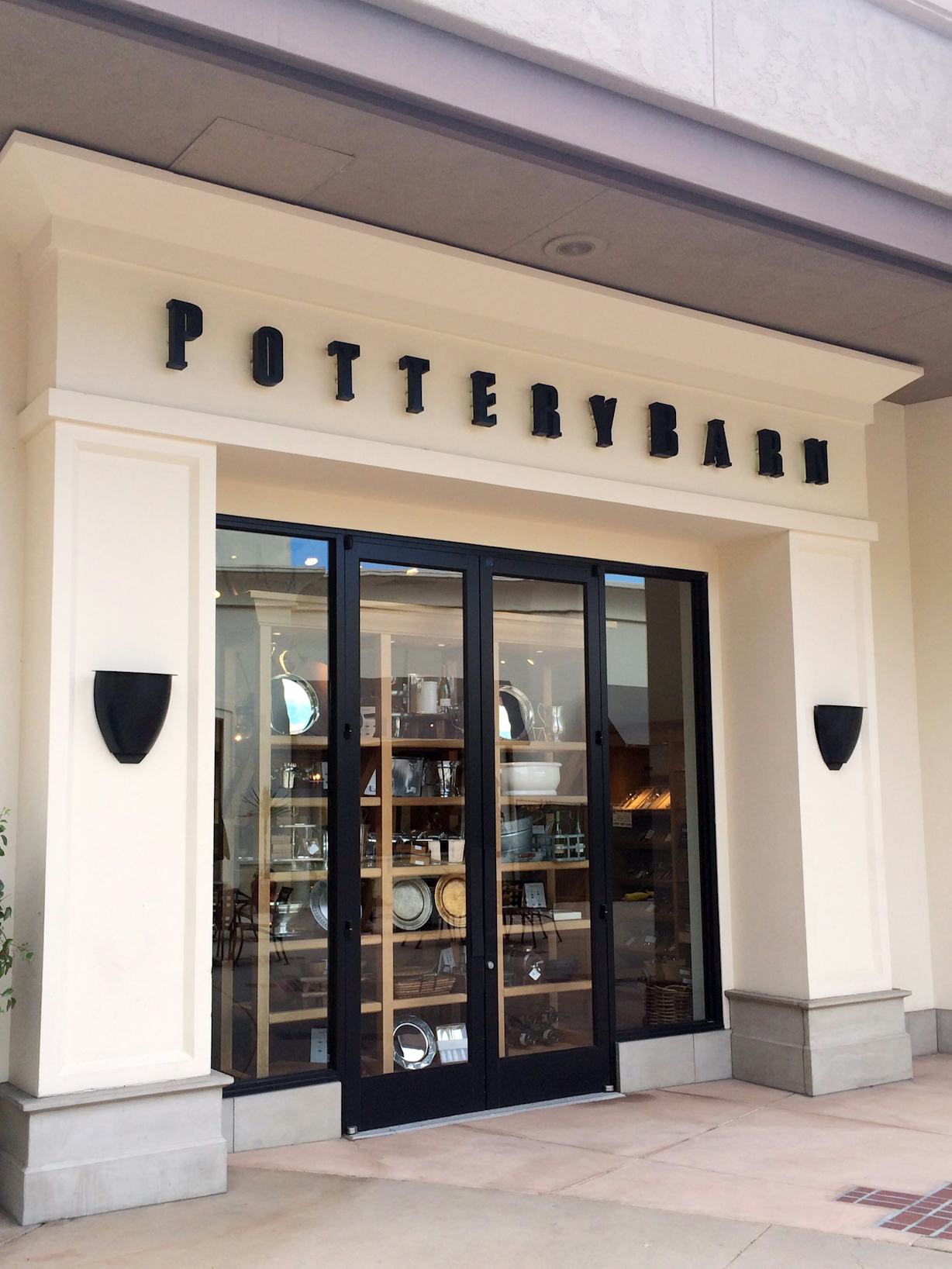 When Does Pottery Barn Release Christmas 2021? It's Almost Time