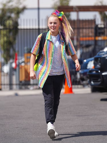 JoJo Siwa, who dyed her hair brown.