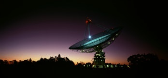 Parkes Radio-Telescope at night CSIRO facility, near Parkes Parkes, New South Wales, Australia. (Pho...