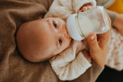 Inverted nipple breastfeeding can be supplemented with formula feeding. 