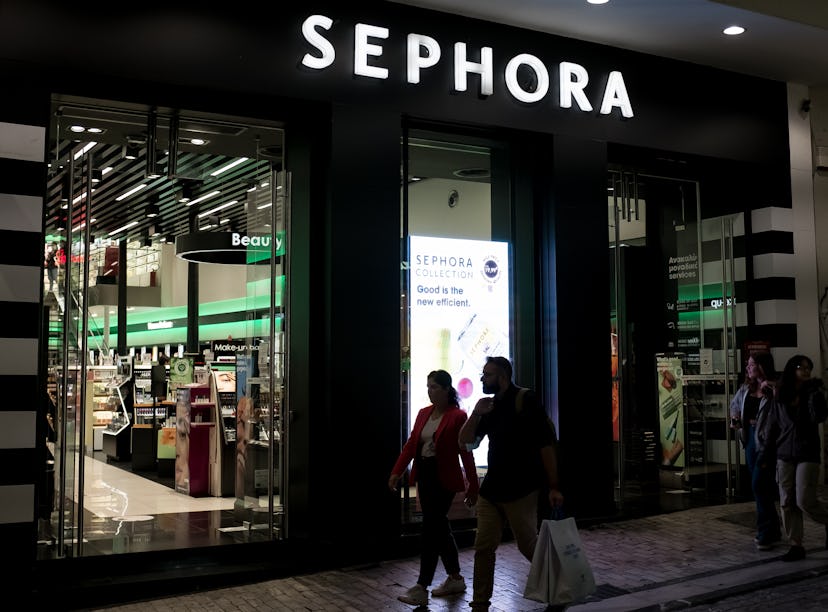 A Sephora store, who is hosting a 2021 holiday savings event.