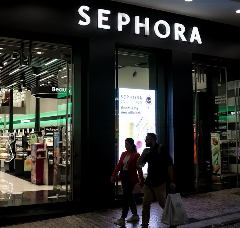 A Sephora store, who is hosting a 2021 holiday savings event.