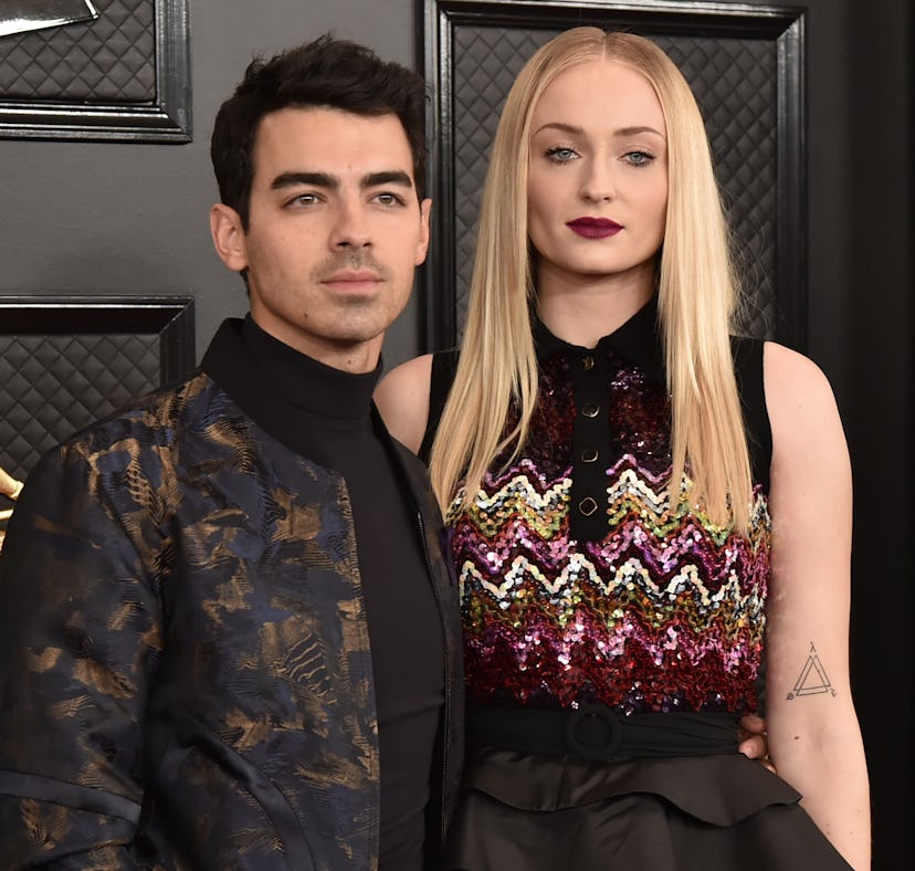 Joe and Sophie channelled iconic 'Lizzie McGuire' outfits from the 2003 film.