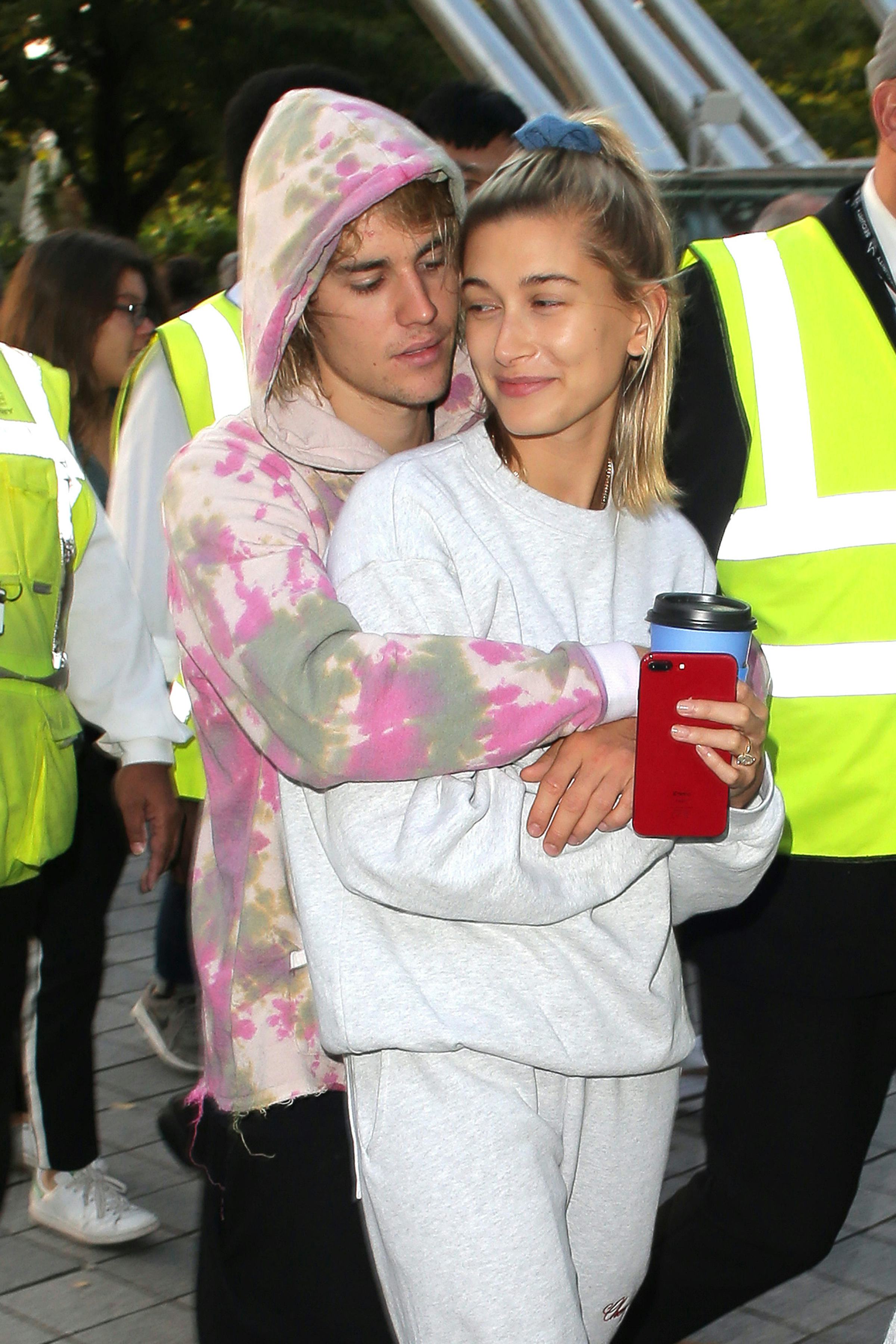 LONDON, ENGLAND - SEPTEMBER 18:  Justin Bieber and Hailey Baldwin seen at the London Eye on Septembe...