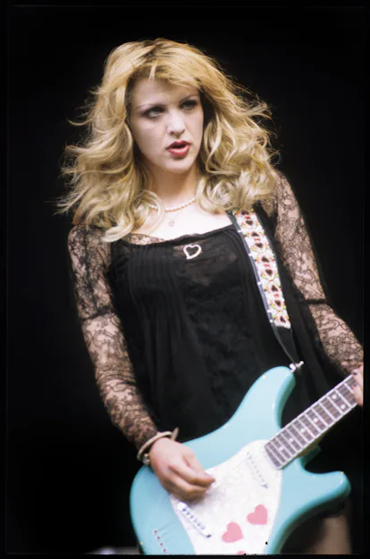 The Grunge Fairycore Aesthetic Is Inspired By Courtney Love & 'Twilight'