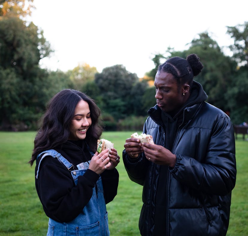 Find out the best date idea for you, based on your moon sign.