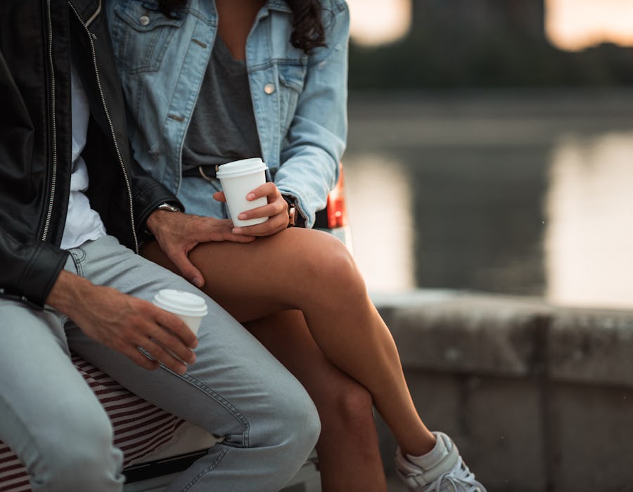 Here's how to choose a first date outfit.