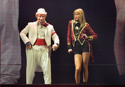 Ed Sheeran et Taylor Swift sur scène lors du Red Tour en 2013.