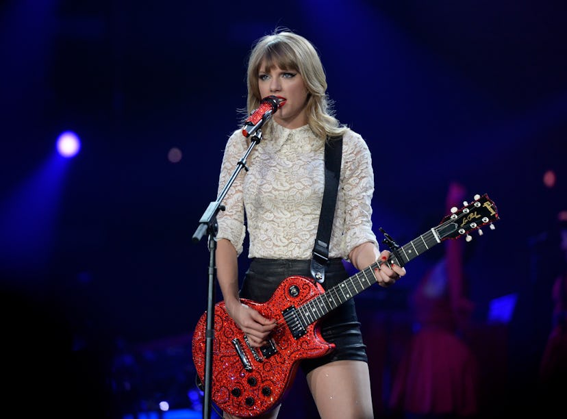 Taylor Swift sings songs from 'Red,' which Modsy reimagined into home decor.