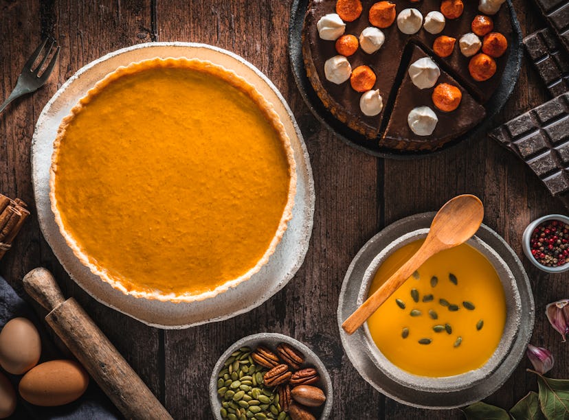 These Thanksgiving zoom backgrounds will spice up your virtual celebration. 