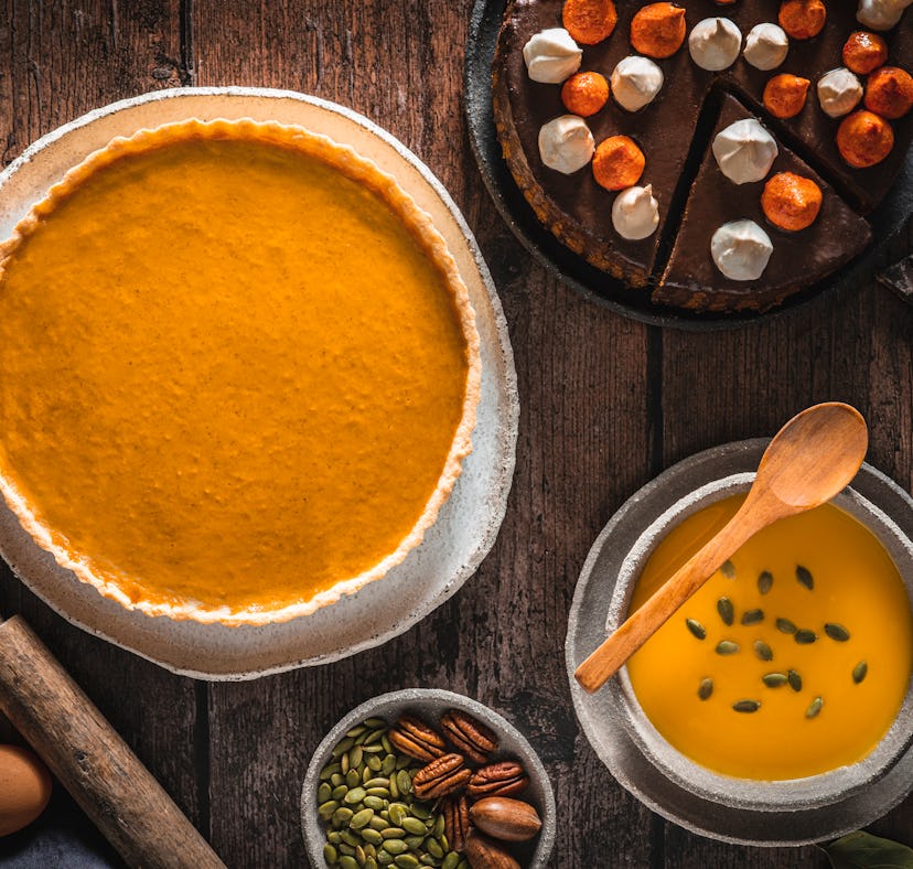 These Thanksgiving zoom backgrounds will spice up your virtual celebration.