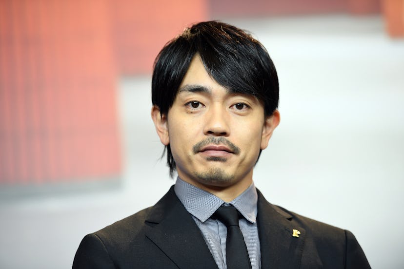 Actor Sho Aoyagi plays Aguni Morizono in the survival drama "Alice in Borderland." He previously sta...