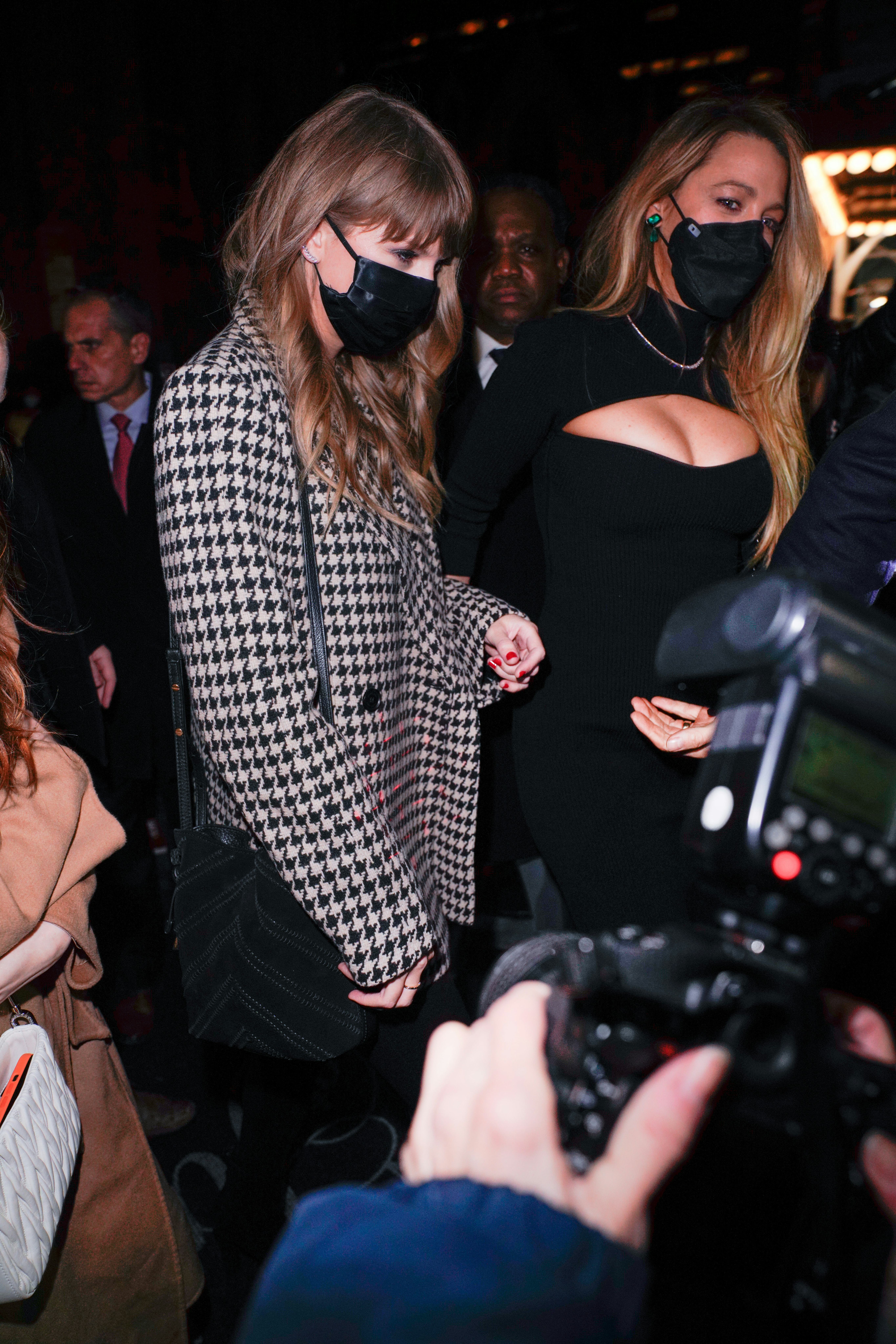NEW YORK, NEW YORK - NOVEMBER 14: Taylor Swift and Blake Lively arrive at SNL Afterparty at L'Avenue...