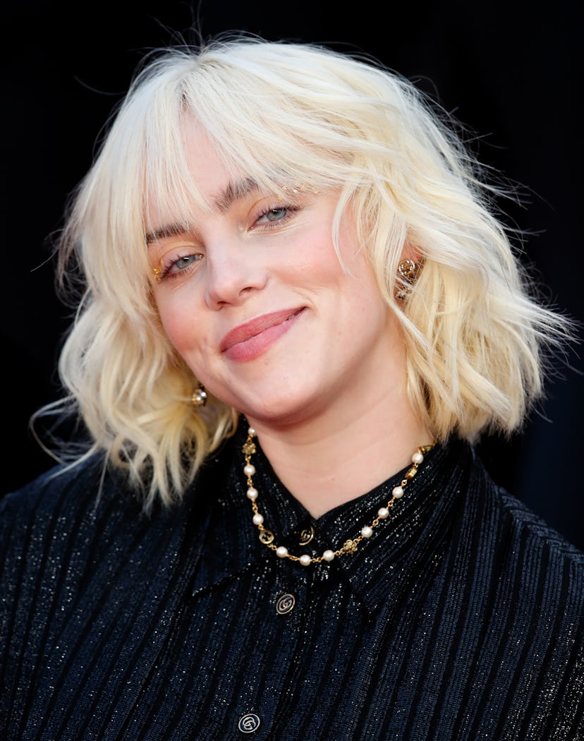 Another hair trend coming in 2022: the short shag cut.