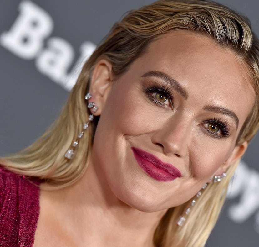 Hilary Duff recreated her "With Love" choreography on TikTok and fans lost it.