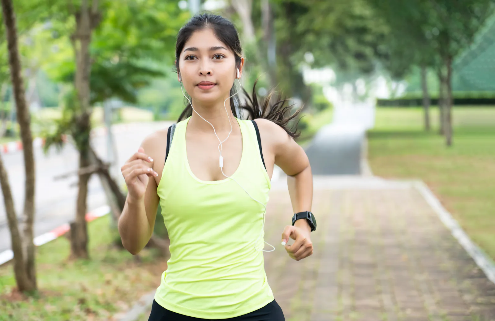 Walk Fast How To Walk Faster, According To Fitness Trainers