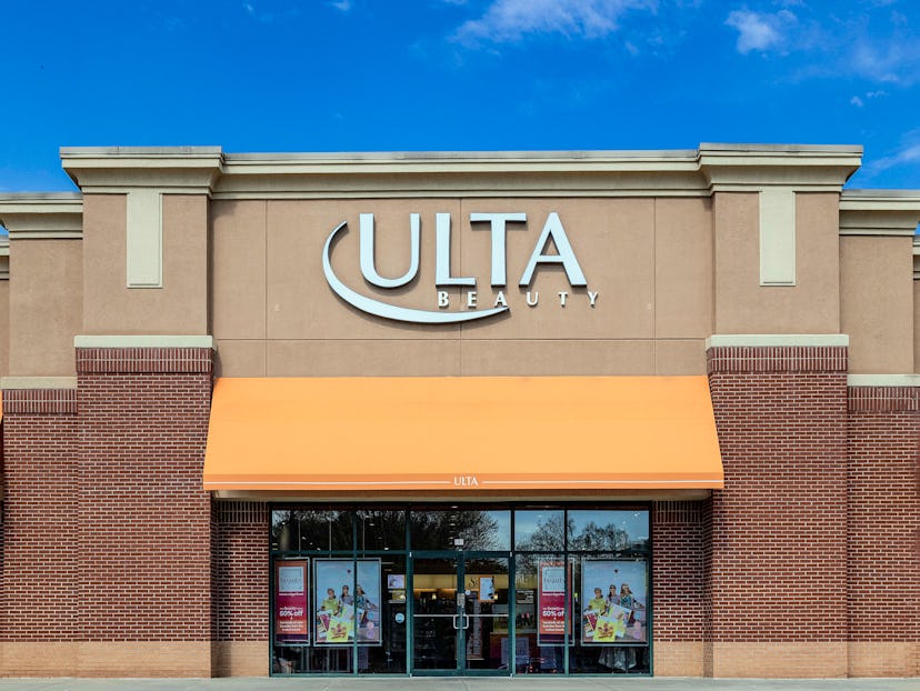 DOWNTOWN, SNELLVILLE, GEORGIA, UNITED STATES - 2019/03/30: Ulta beauty and cosmetics store. (Photo b...