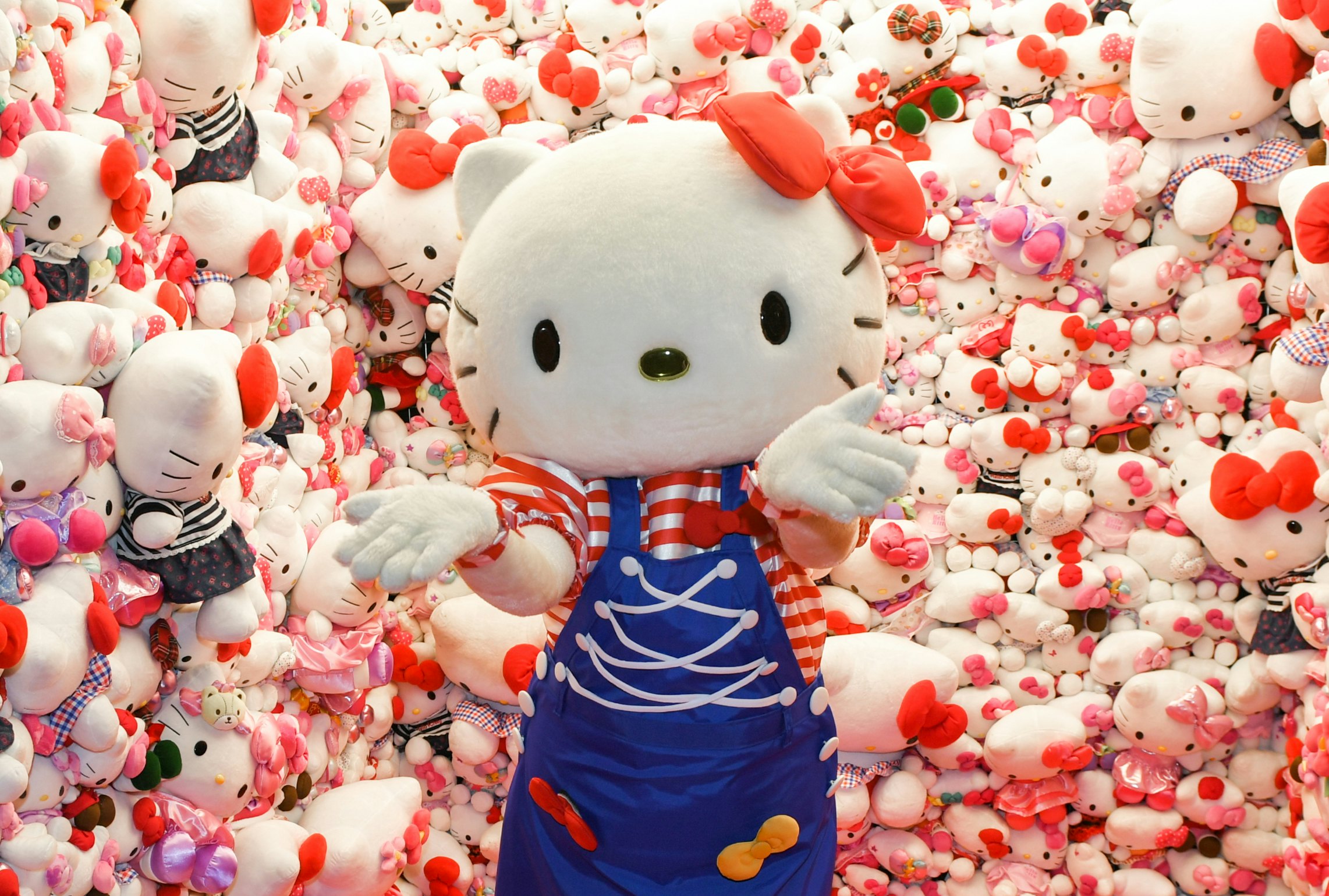 Hello Kitty Is Becoming an NFT