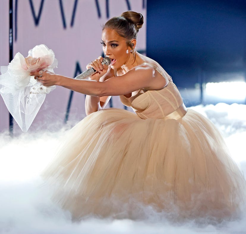 Fans think Jennifer Lopez lip-synced her "On My Way to You" performance at the 2021 AMAs.