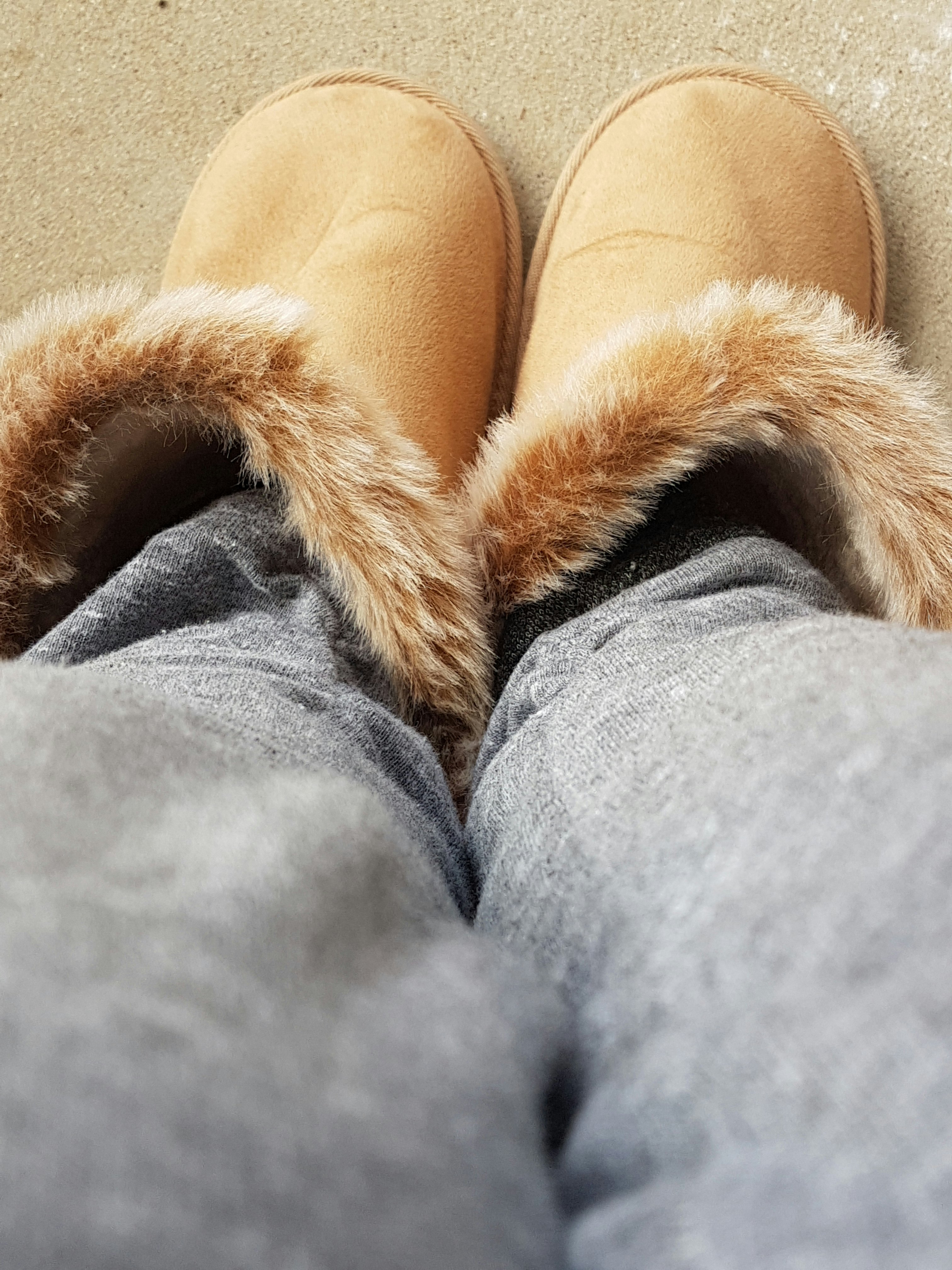 black friday deals on ugg slippers