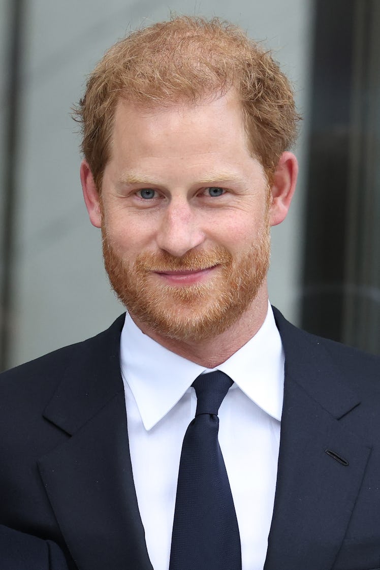 Florence St George says that dating Prince Harry affected her mental health.