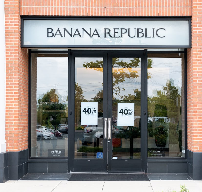 NORTH BRUNSWICK TOWNSHIP, NJ, UNITED STATES - 2018/08/14: Banana Republic store in North Brunswick T...