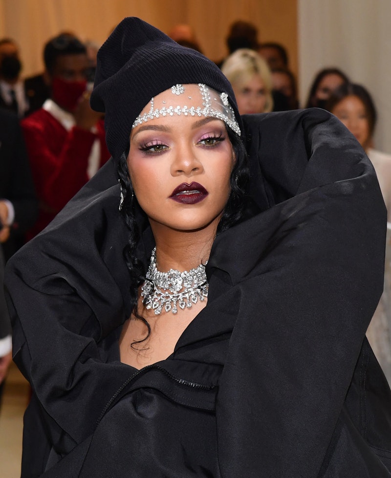 Rihanna's red eyeliner was the star of her new Fenty Beauty reverse cat eye tutorial.