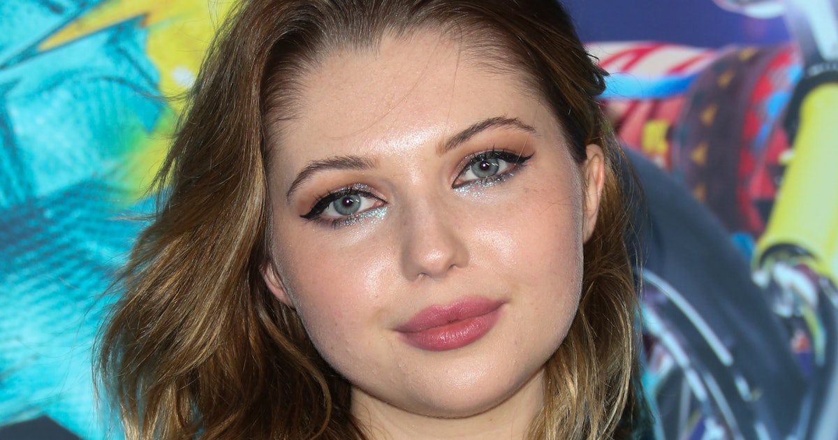 Who Plays Young Misty On 'Yellowjackets'? Sammi Hanratty Was A Child Star