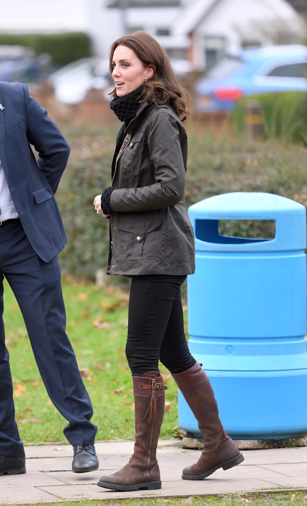 Kate Middleton visited a school.