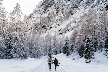 Hiking In the glaciers is one of the best Airbnb experiences ideas for a winter date night.