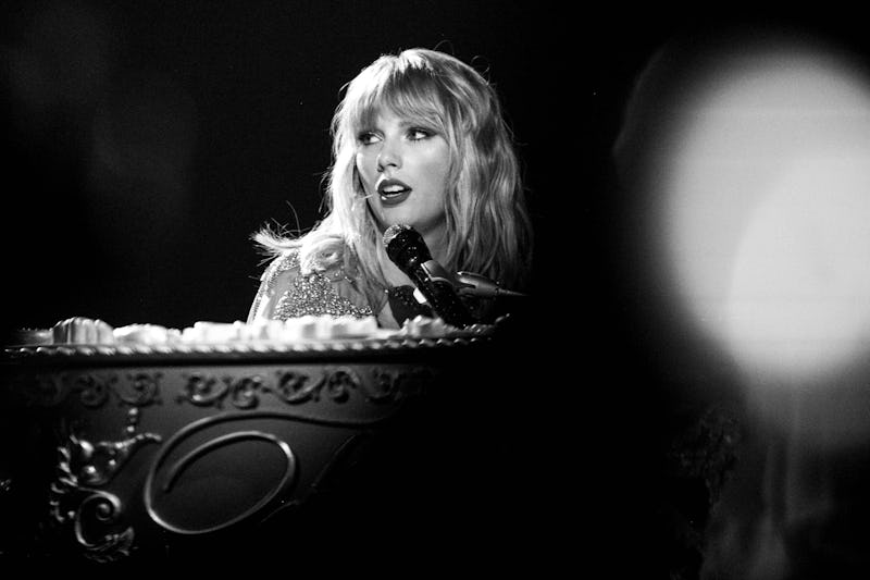 LOS ANGELES, CALIFORNIA - NOVEMBER 24: (EDITORS NOTE: Image has been converted to black and white) T...