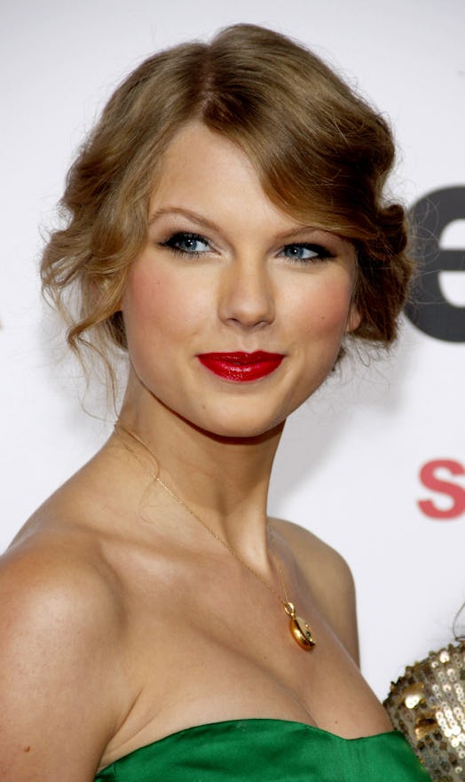 Taylor Swift in 2010, the year she reportedly dated Jake Gyllenhaal. 