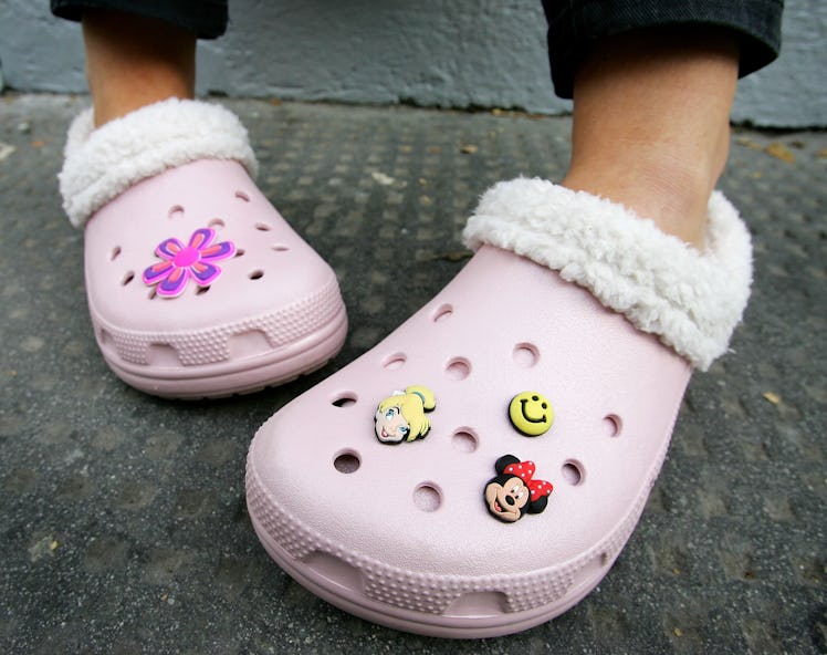 Crocs, which are on sale for Black Friday 2021.