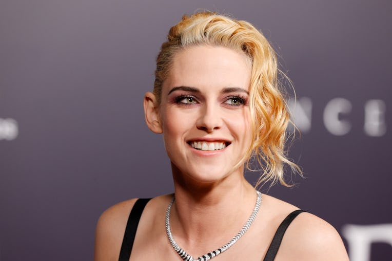 LOS ANGELES, CALIFORNIA - OCTOBER 26: Kristen Stewart attends the Los Angeles premiere of Neon's "Sp...