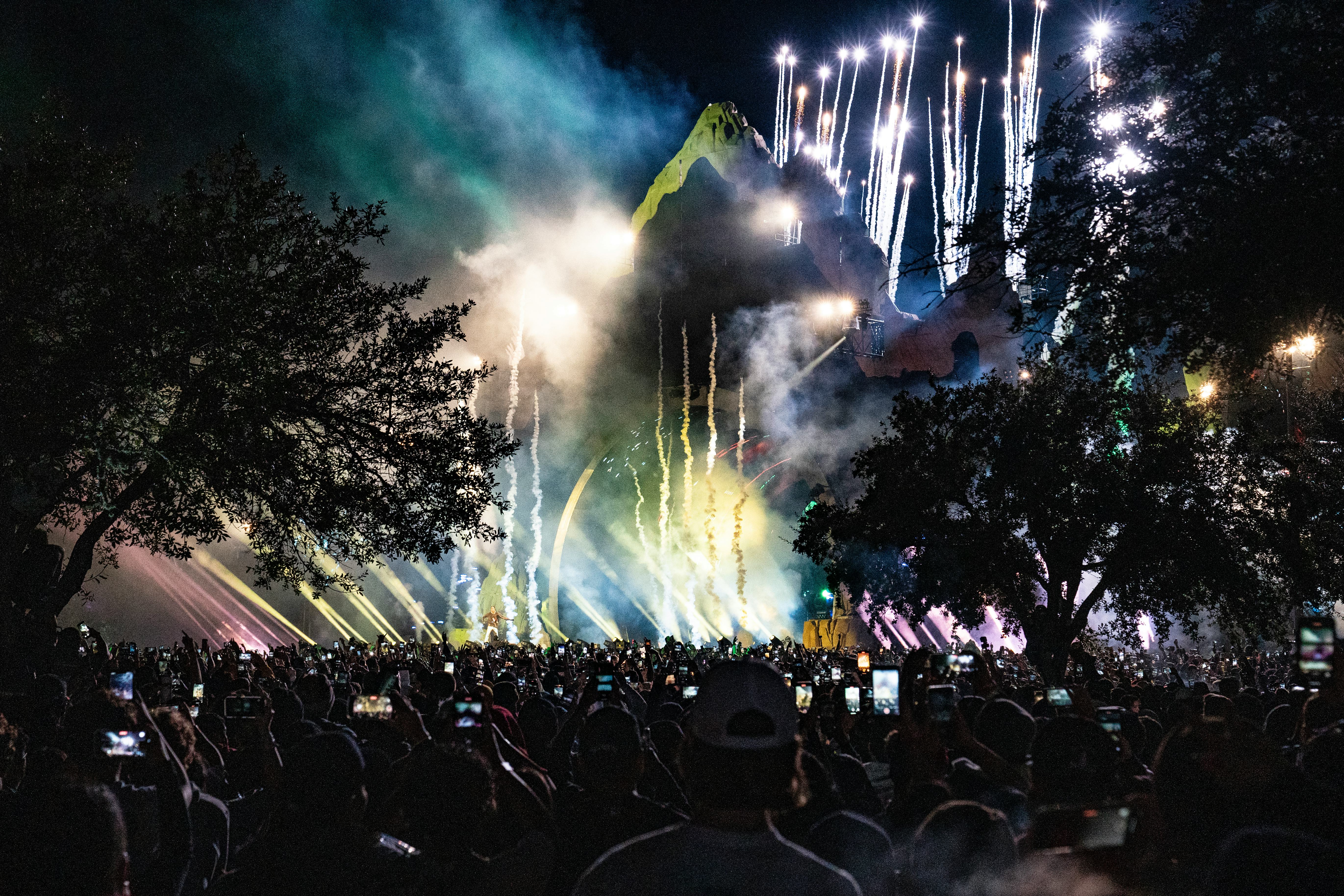 I Was At Travis Scott's Astroworld Festival. It Was Complete Chaos.