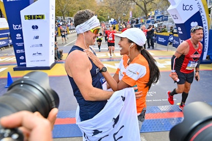 Tayshia Adams & Zac Clark's body language at the New York City Marathon was sexually intimate. 